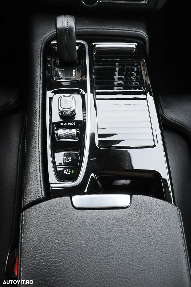 Volvo S90 - 27
