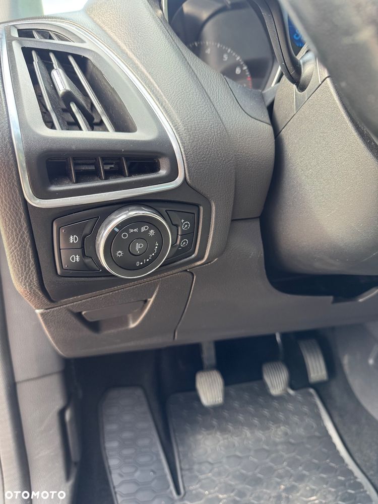 Ford Focus - 27