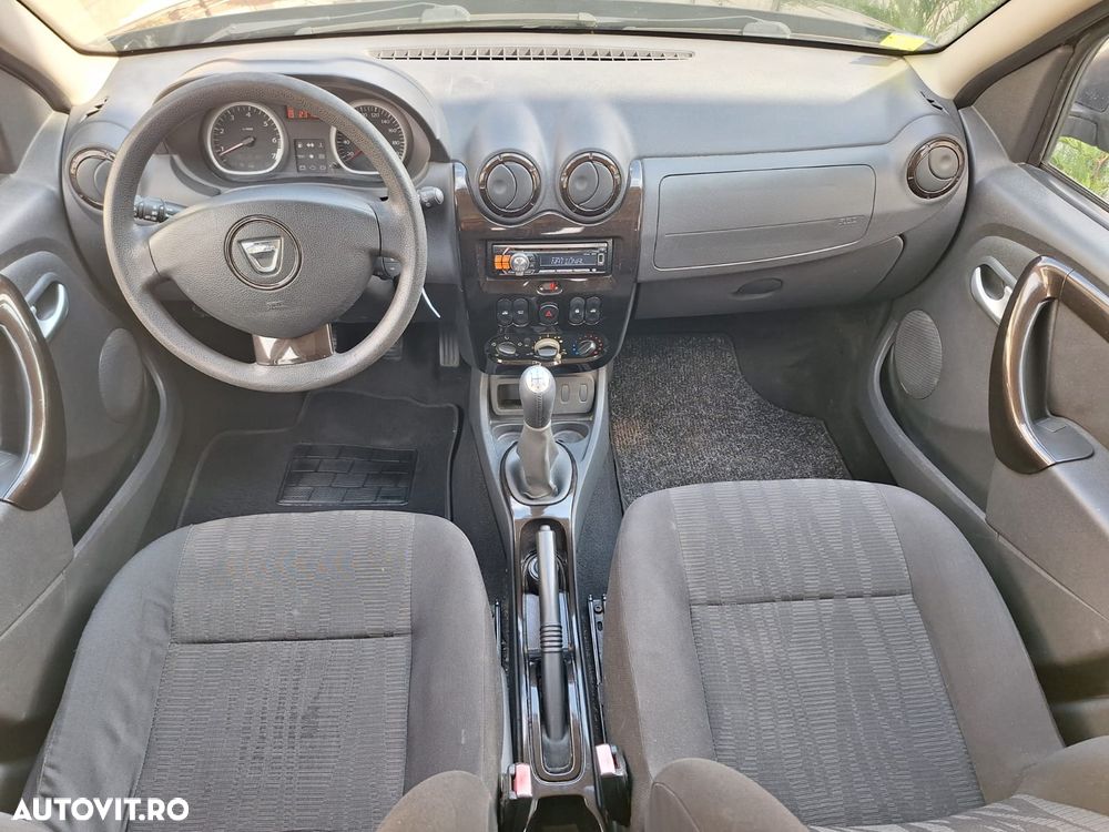 Dacia Duster 1.6 4x2 Prestige - 11