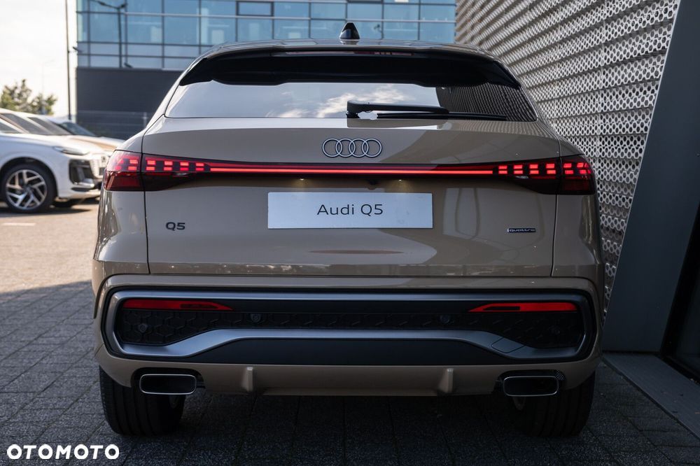 Audi Q5 Sportback - 5