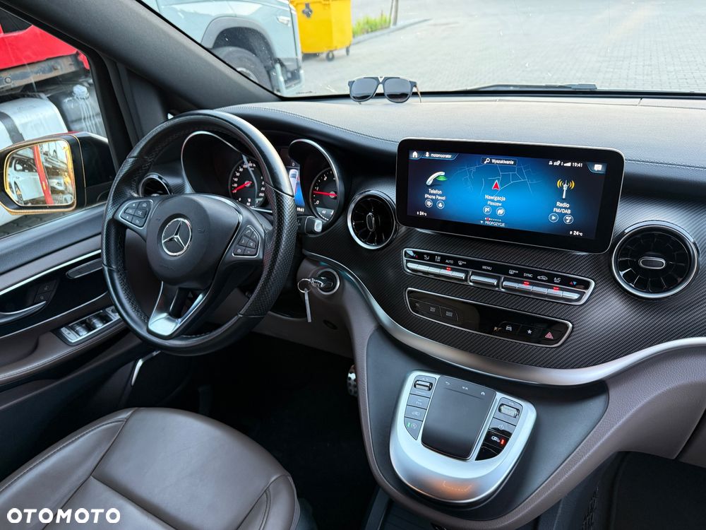 Mercedes-Benz Klasa V 300 d lang 9G-TRONIC Special Edition Avantgarde - 9