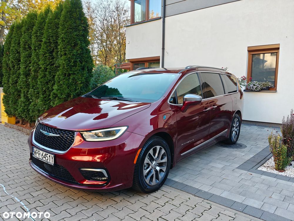 Chrysler Pacifica - 3