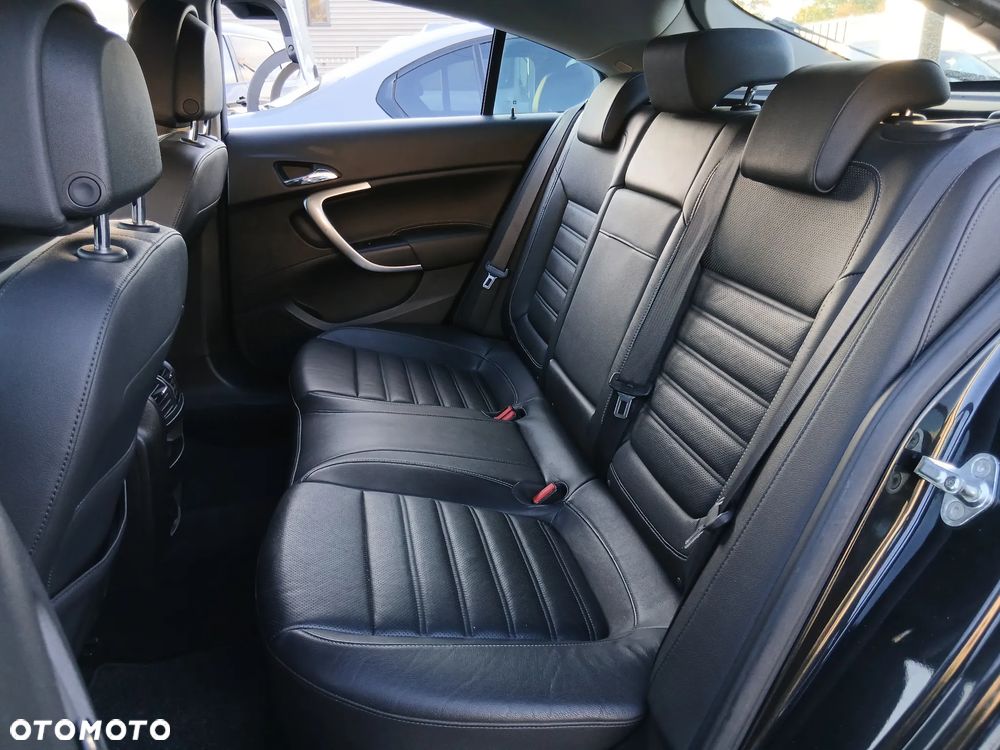 Opel Insignia 2.0 T Sport 4x4 - 17