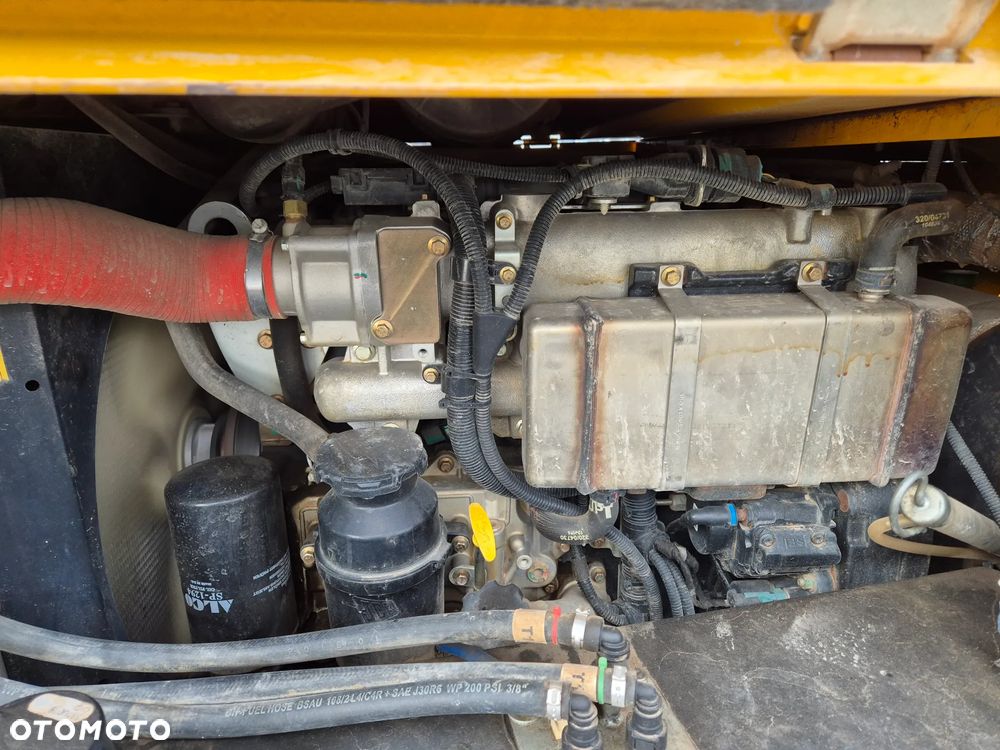 JCB 6TST Wozidło 6t, obrotowy wysyp, 1500mtg - 10