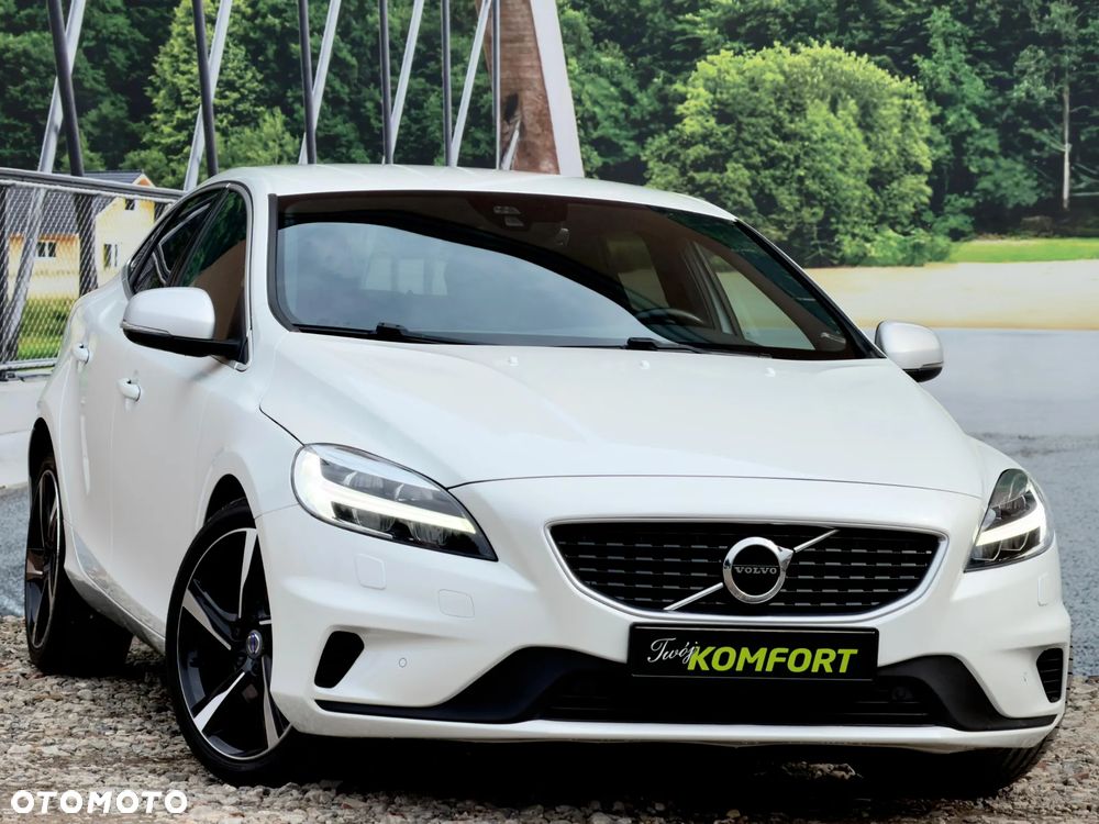 Volvo V40 D3 Geartronic RDesign - 12