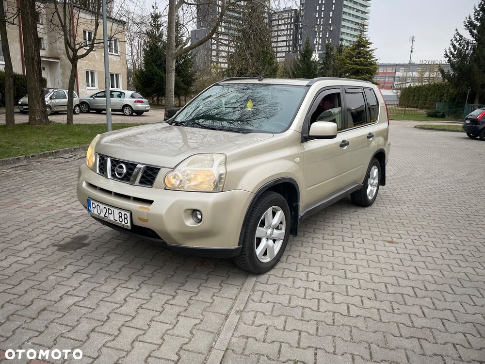 Nissan X-Trail 2.0 dCi 4x4 DPF Automatik SE - 2