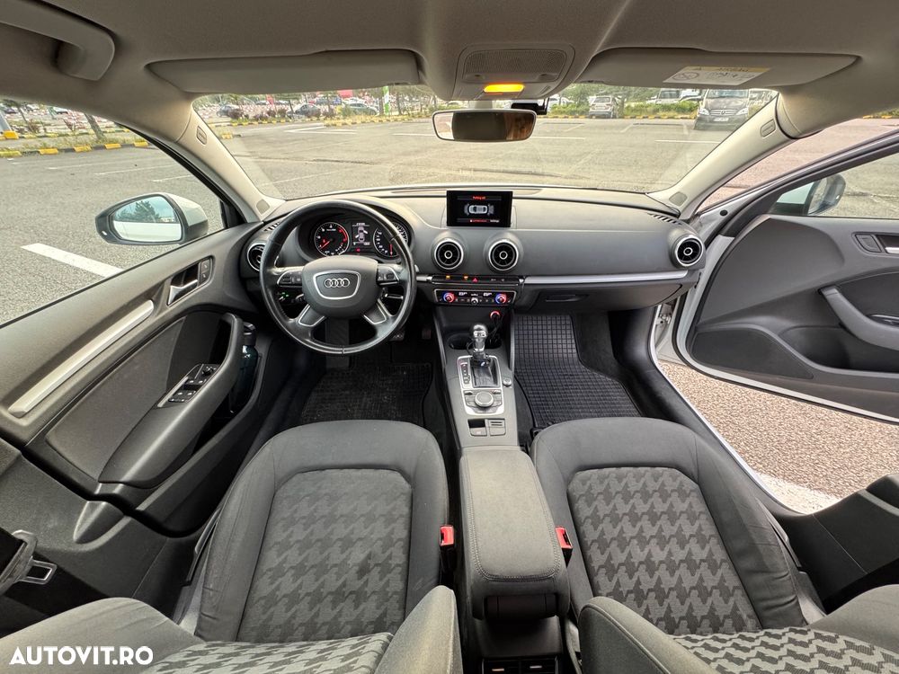 Audi A3 Limuzina 1.6 TDI clean Stronic Ambiente - 2