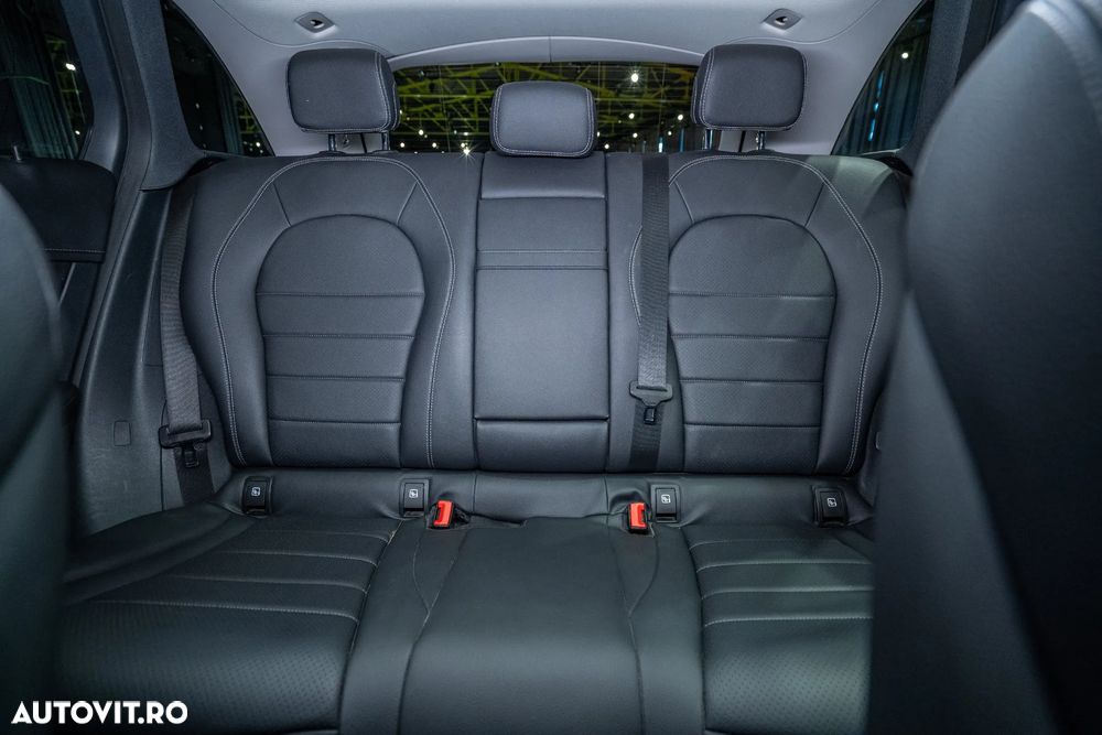 Mercedes-Benz GLC 220 d 4MATIC 9G-TRONIC - 17