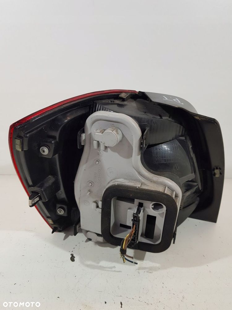 lampa prawy tył vw polo v 13r 3d 6r0945258a - 3