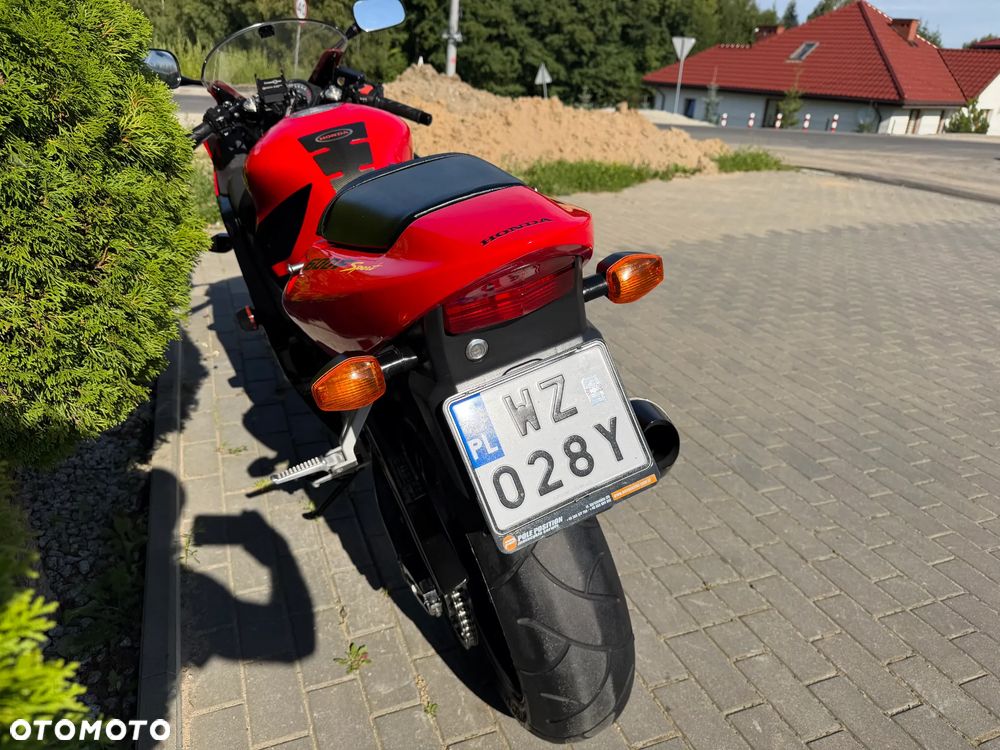 Honda CBR - 27