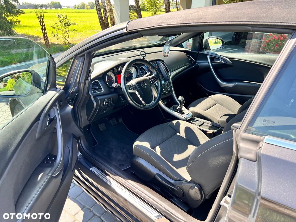 Opel Cascada - 23