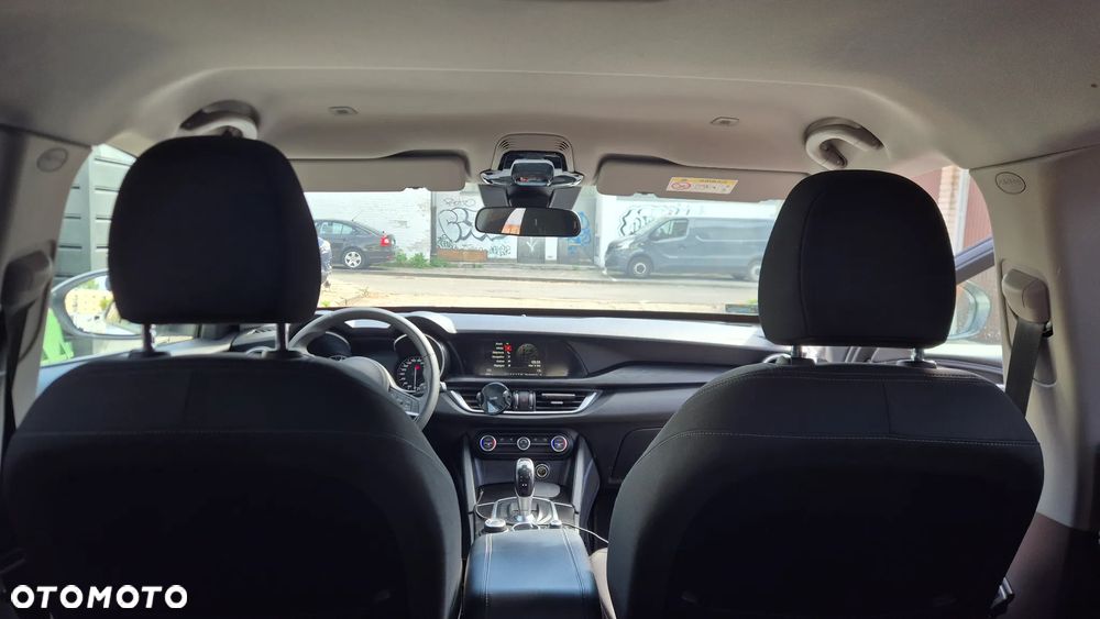 Alfa Romeo Stelvio 2.0 Turbo Q4 - 5