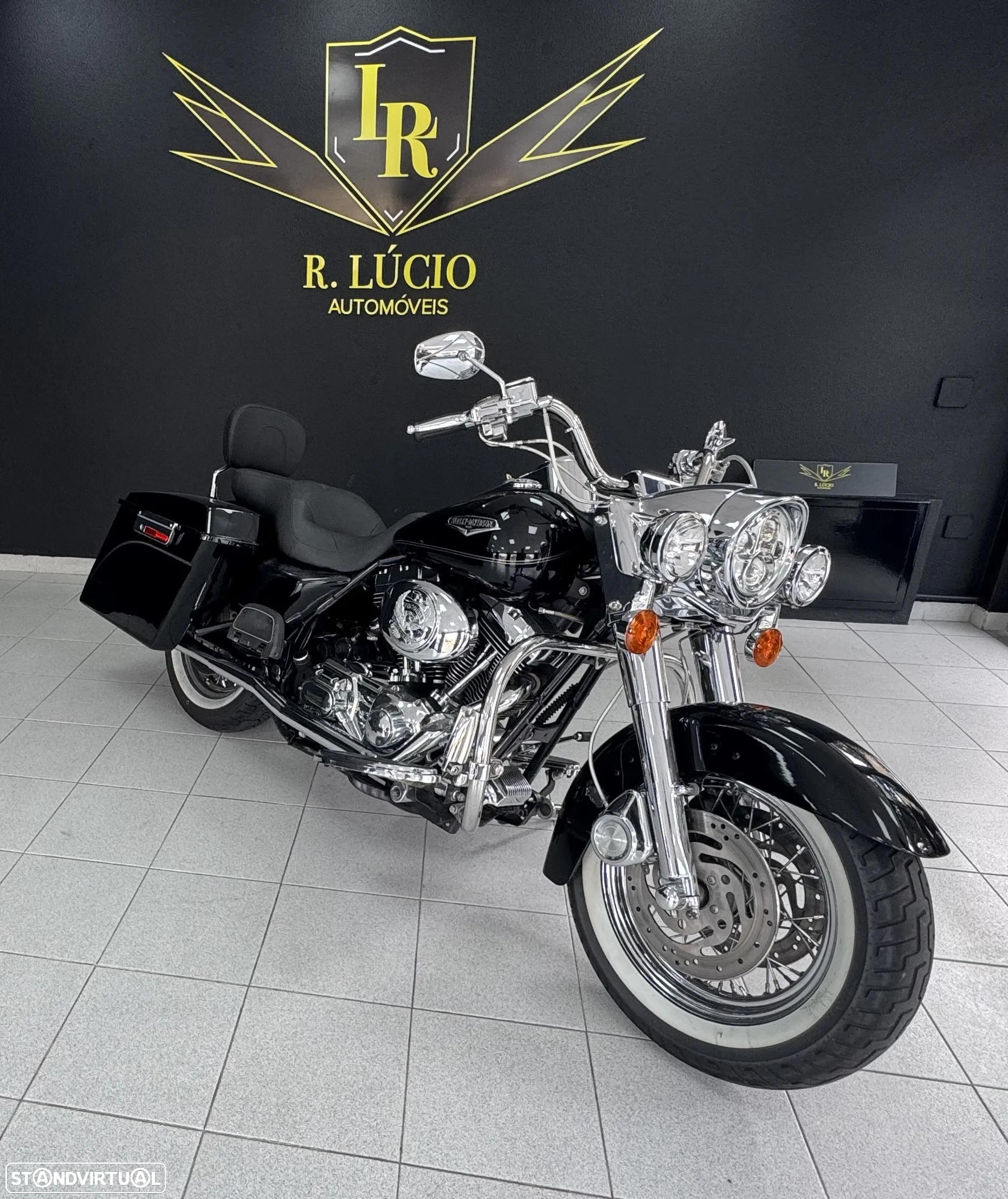 Harley-Davidson Road KING CLASSIC - 5