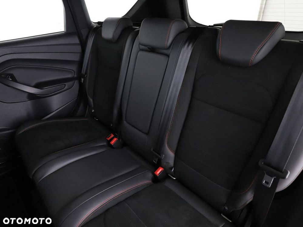 Ford Kuga 1.5 EcoBoost 2x4 ST-Line - 18