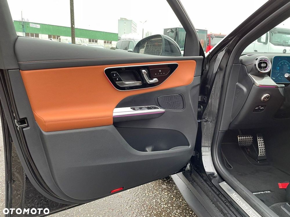 Mercedes-Benz GLC - 15