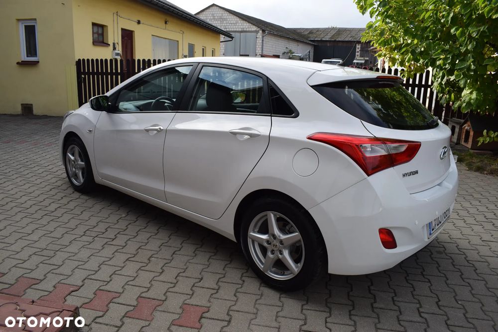 Hyundai i30 1.4 Premium - 4