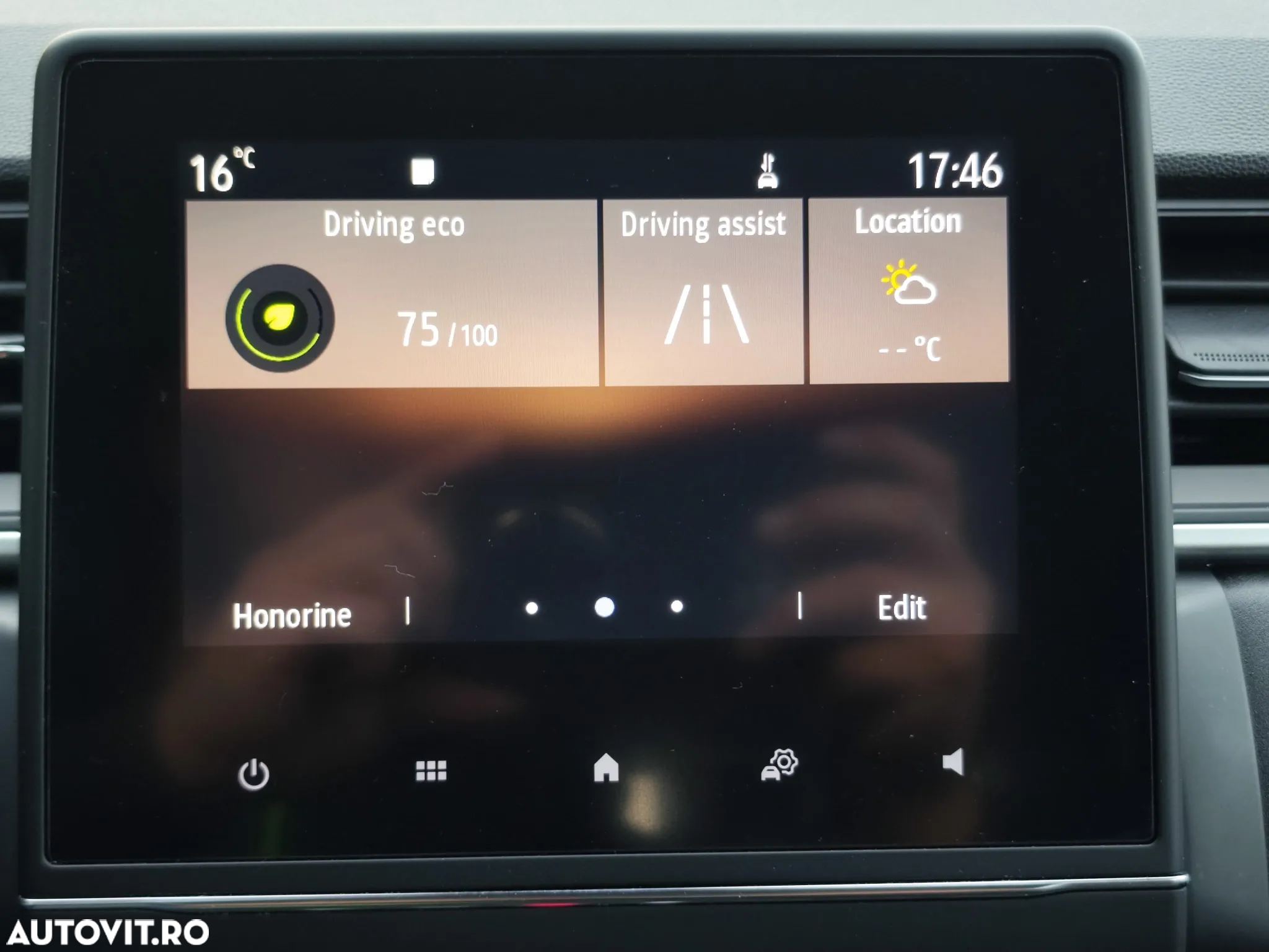 Renault Captur BLUE dCi 115 EDC BUSINESS EDITION - 16