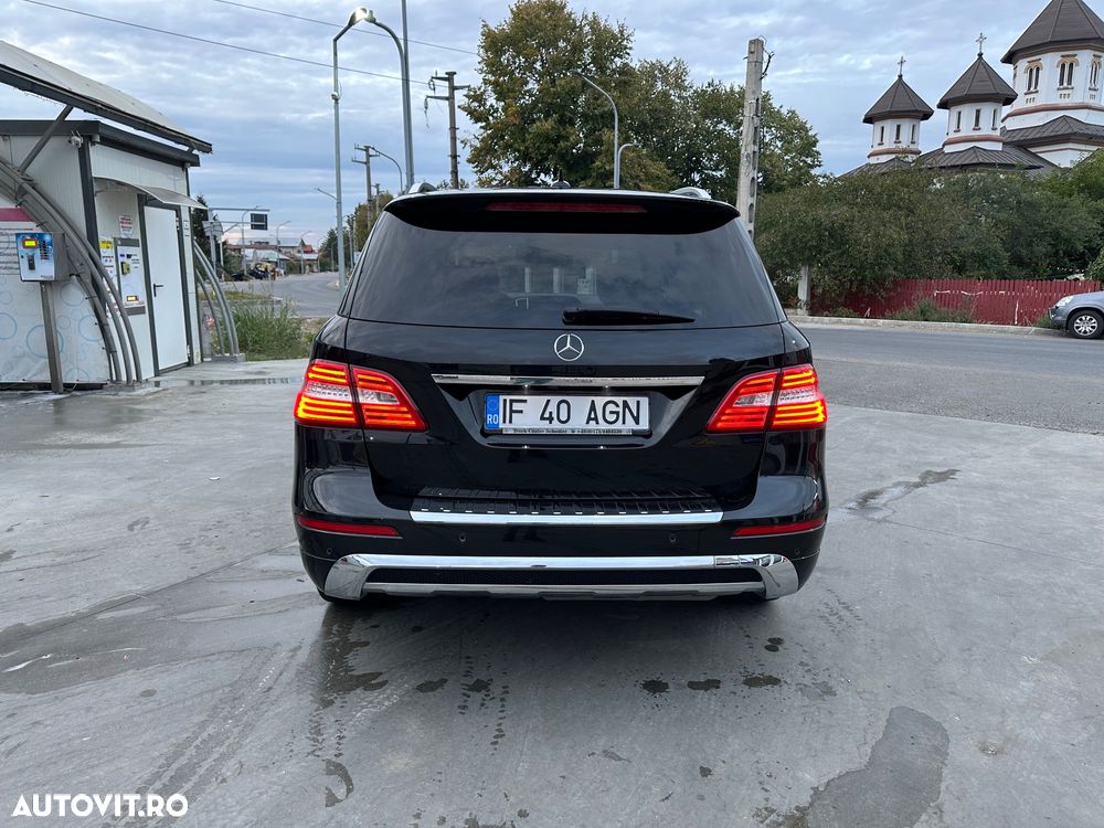 Mercedes-Benz ML 350 BlueTec 4MATIC Aut - 10