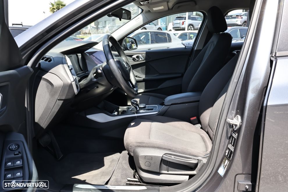 BMW 118 i Auto - 15