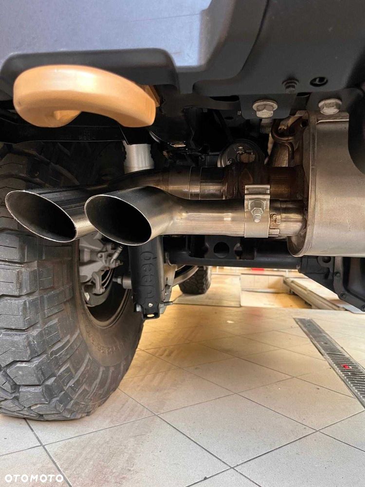 Jeep Wrangler - 14