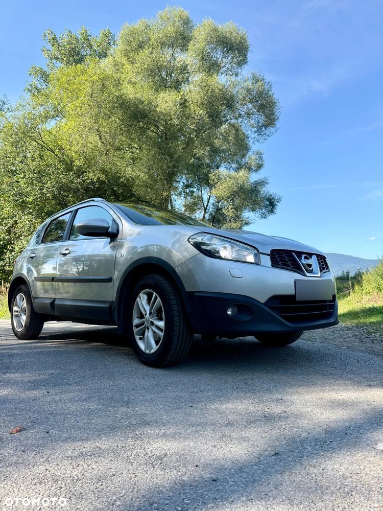 Nissan Qashqai - 1