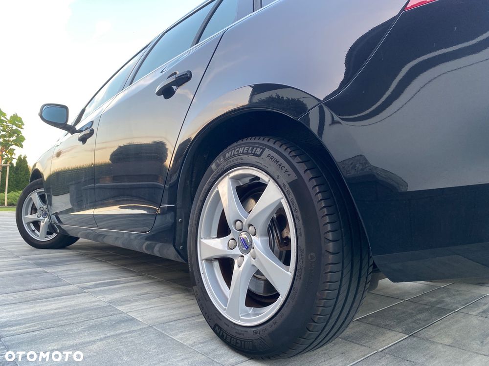 Volvo V60 D3 Drive-E Summum - 33