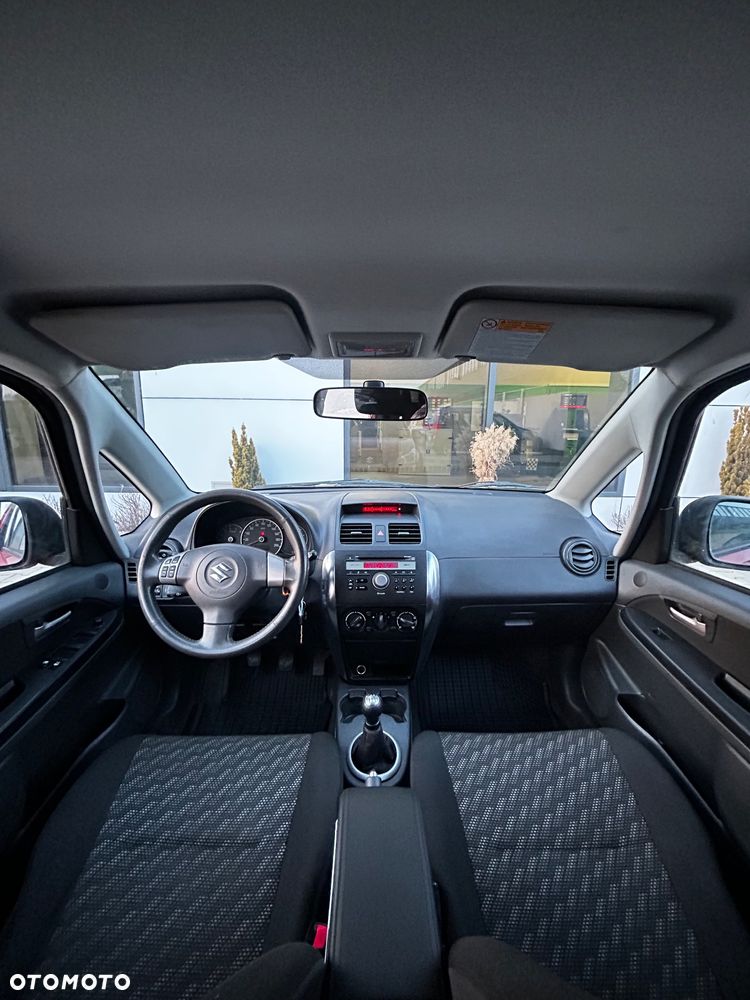 Suzuki SX4 - 5