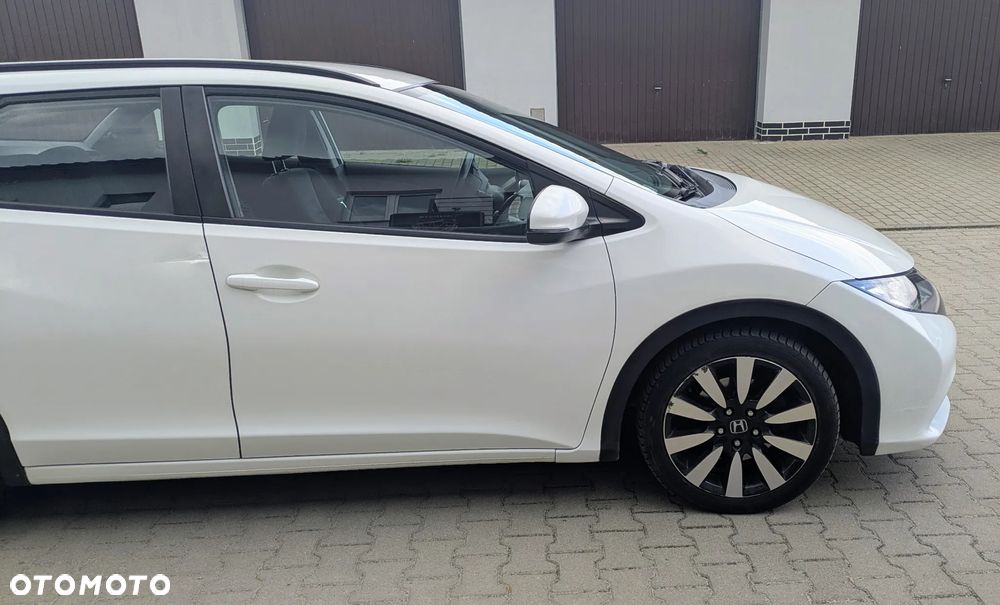 Honda Civic 1.6 i-DTEC Lifestyle Black Edition - 21