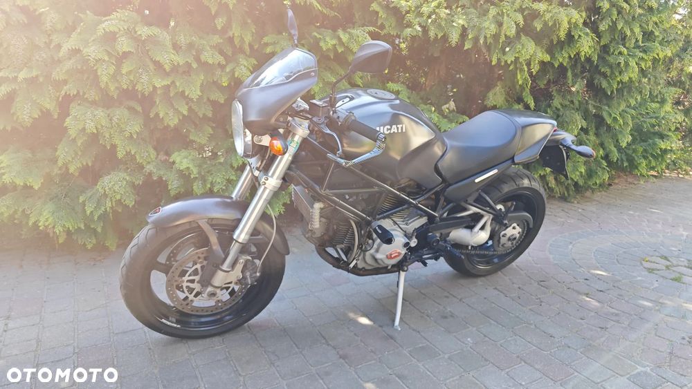 Ducati Monster - 12
