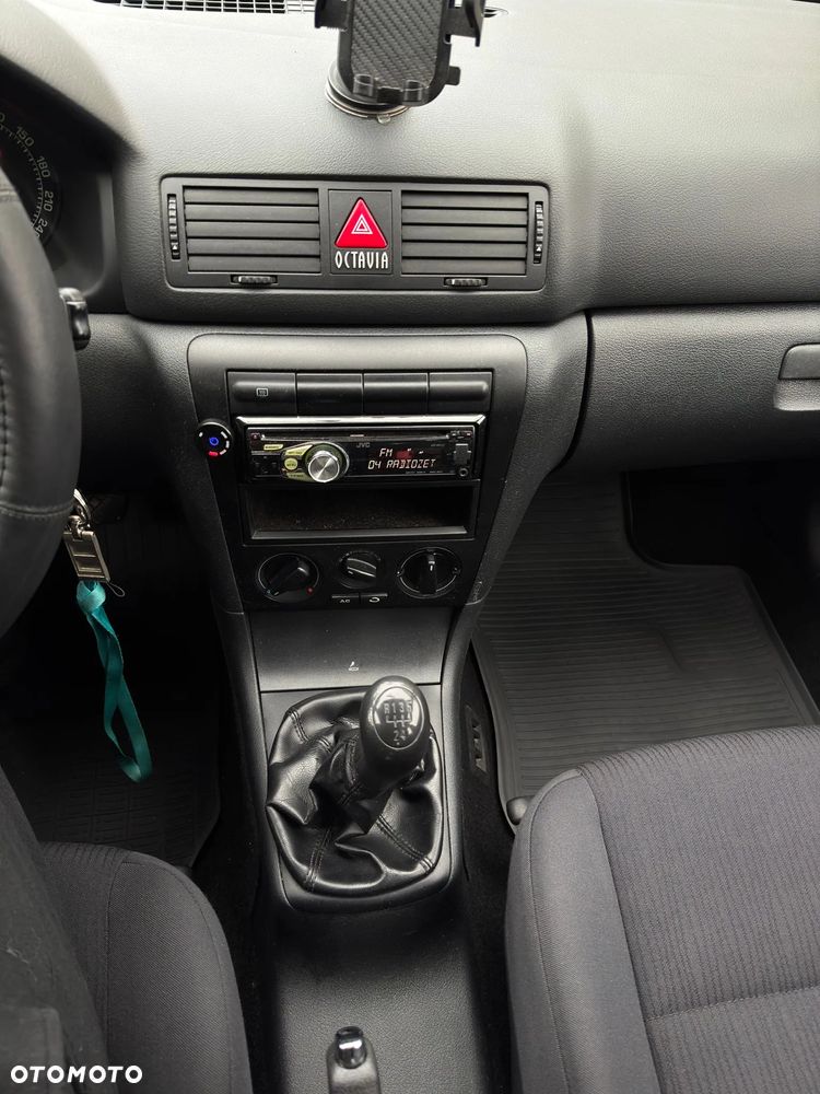 Skoda Octavia - 18
