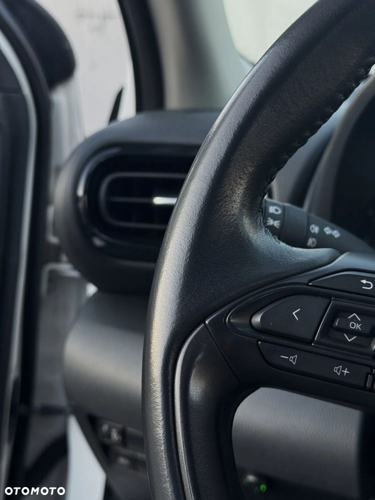 Toyota Yaris 1.5 Comfort - 18