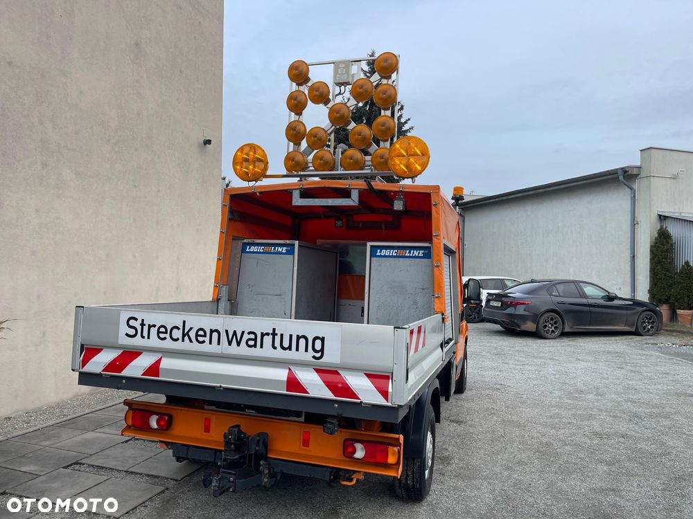 Fiat Ducato kierowanie ruchem - 4