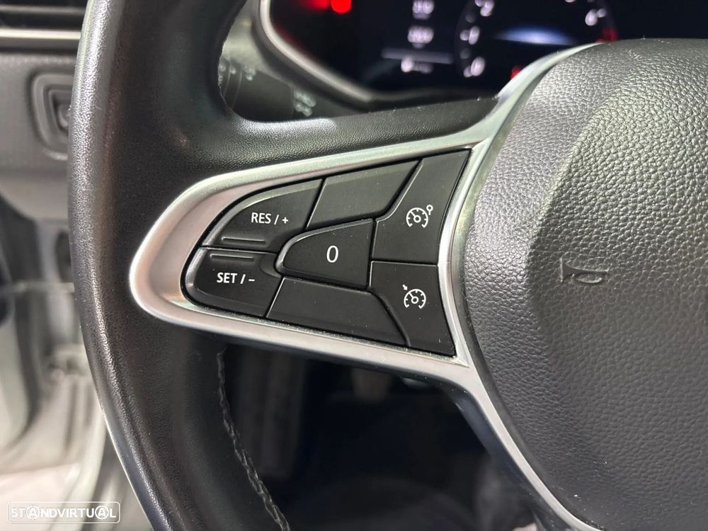 Renault Clio - 19