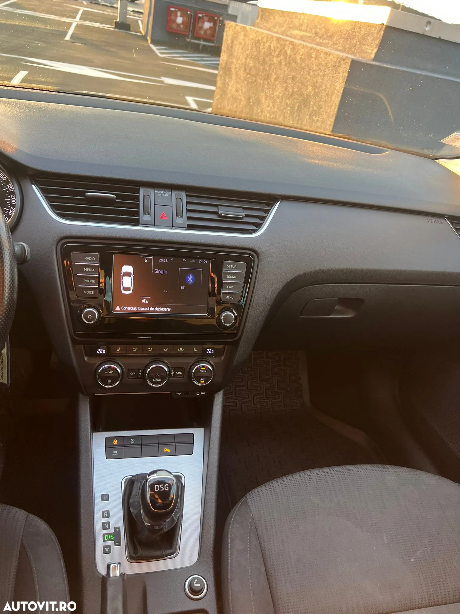 Skoda Octavia 2.0 TDI DSG Style - 6