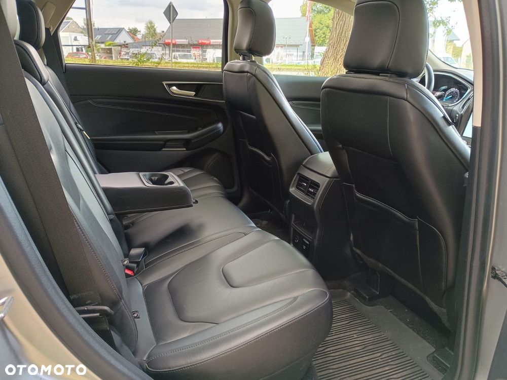Ford Edge - 22
