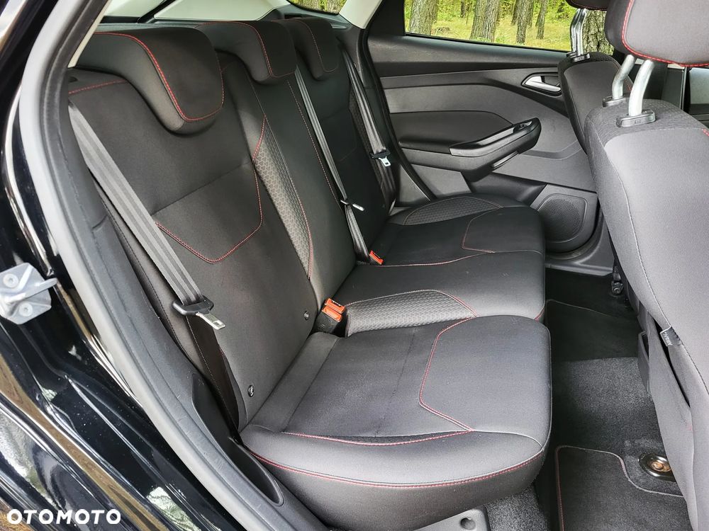 Ford Focus 1.5 EcoBoost Start-Stopp-System ST-Line - 22