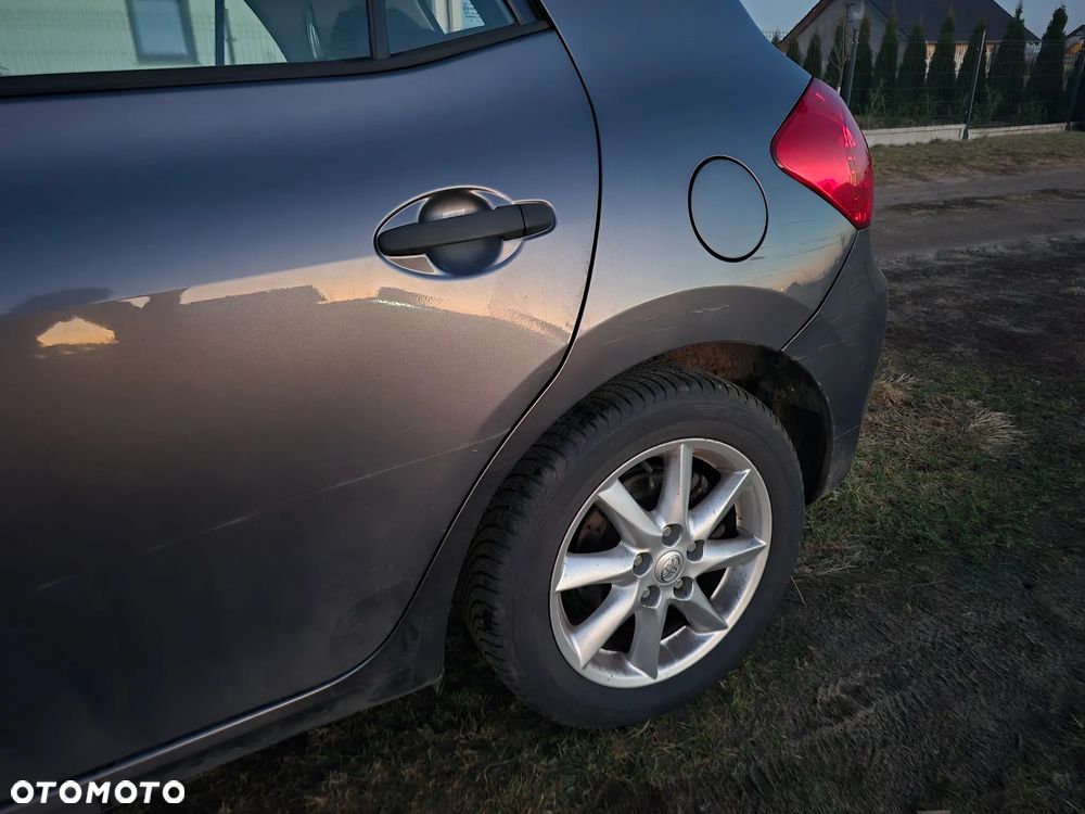 Toyota Auris 1.4 D-4D - 7