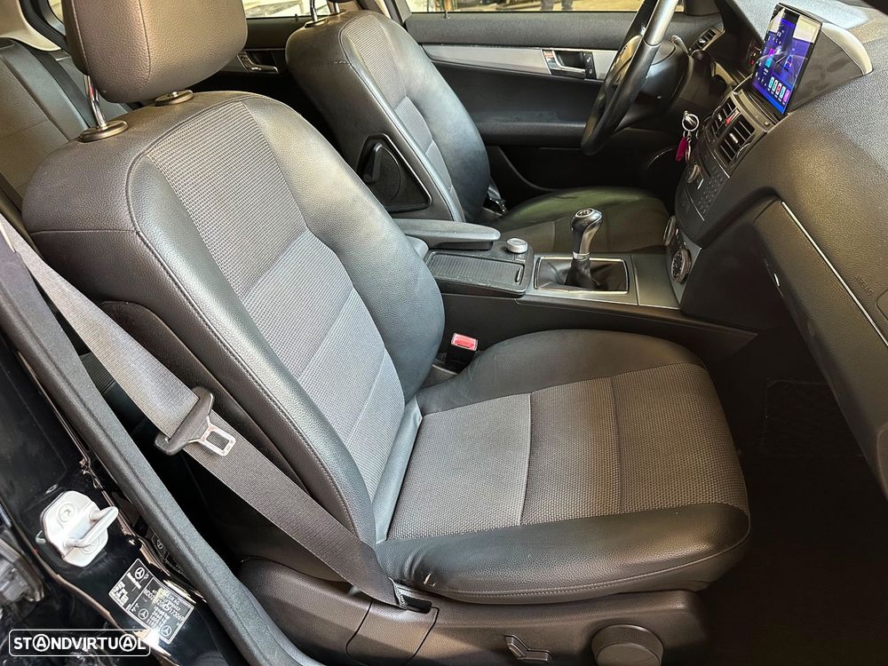 Mercedes-Benz C 220 CDi Avantgarde - 8