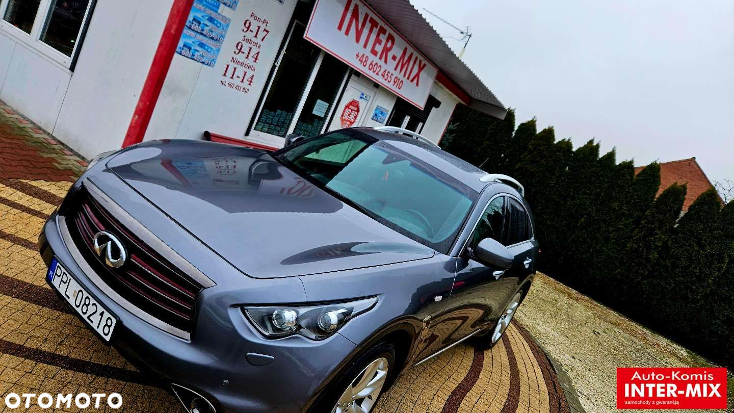 Infiniti QX70 - 7