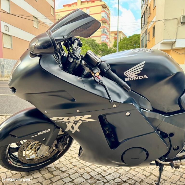 Honda CBR XX - 27