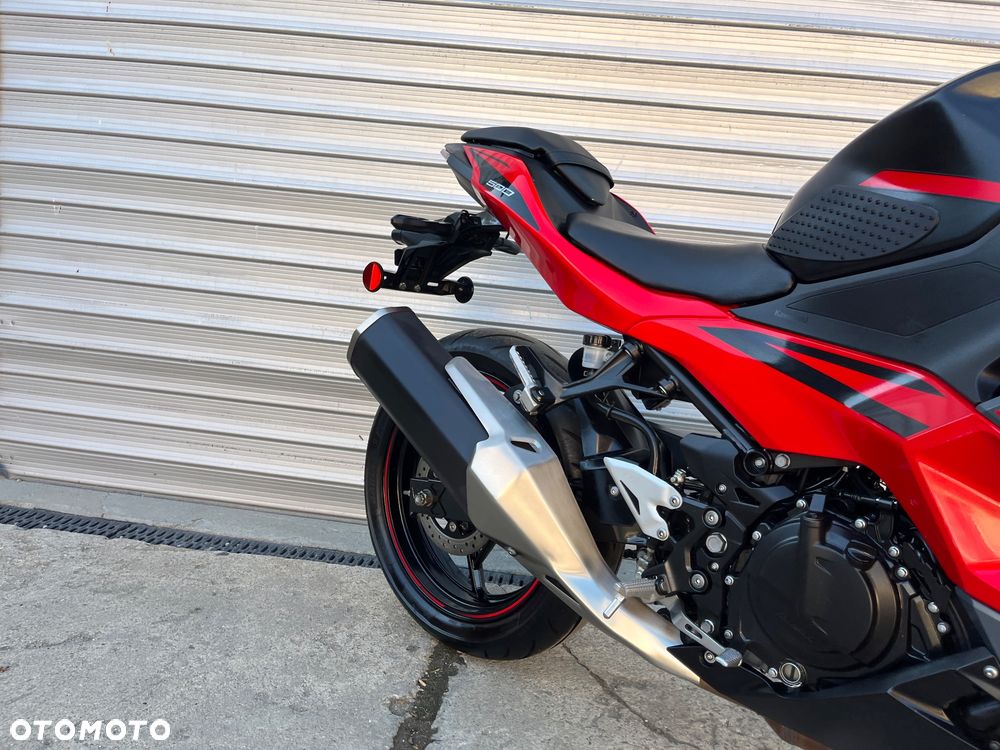 Kawasaki Ninja - 23