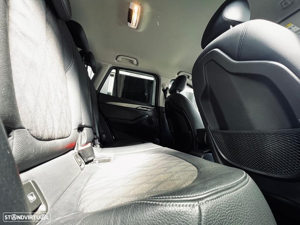 BMW X1 16 d sDrive Advantage - 27