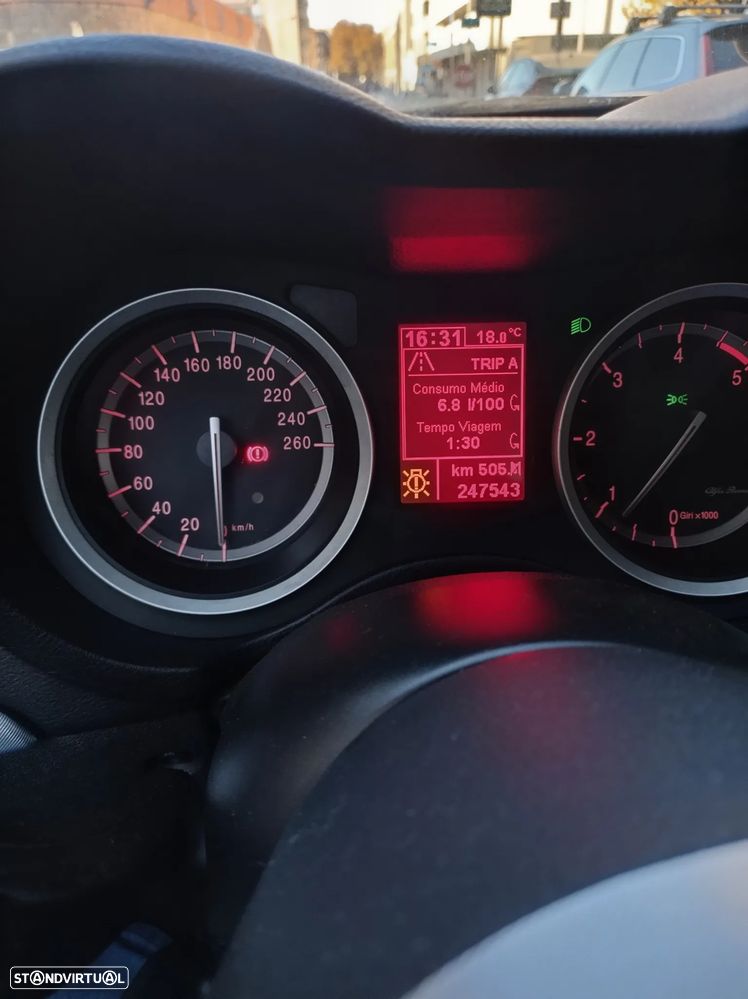 Alfa Romeo 159 - 5