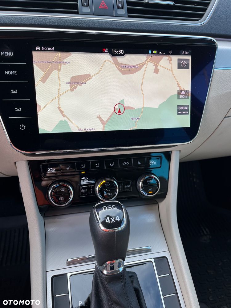 Skoda Superb 2.0 TDI SCR 4x4 L&K DSG - 18