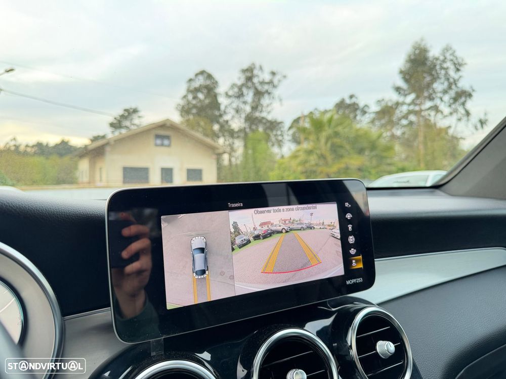 Mercedes-Benz GLC 300 e Coupé 4Matic - 24