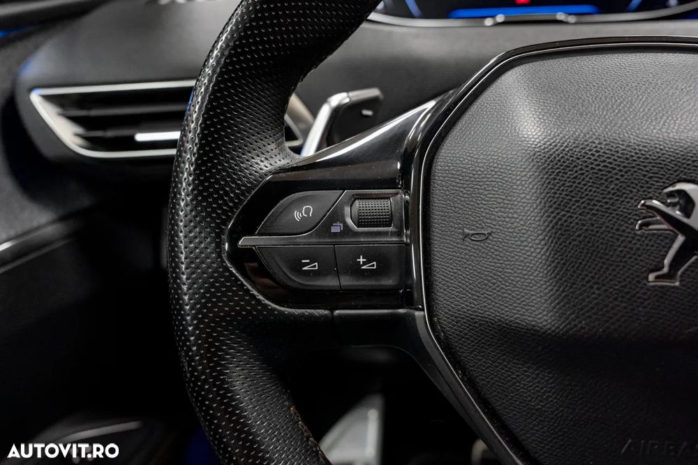Peugeot 3008 1.5 BlueHDI S&S EAT8 GT-Line - 36