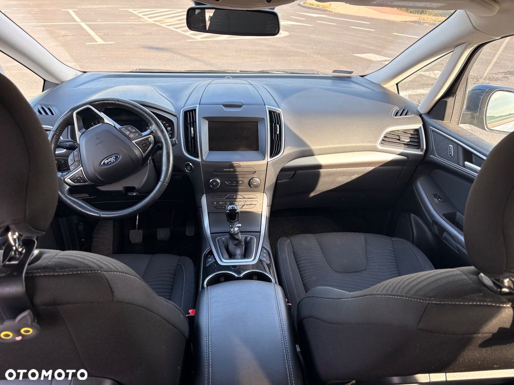 Ford S-Max - 7