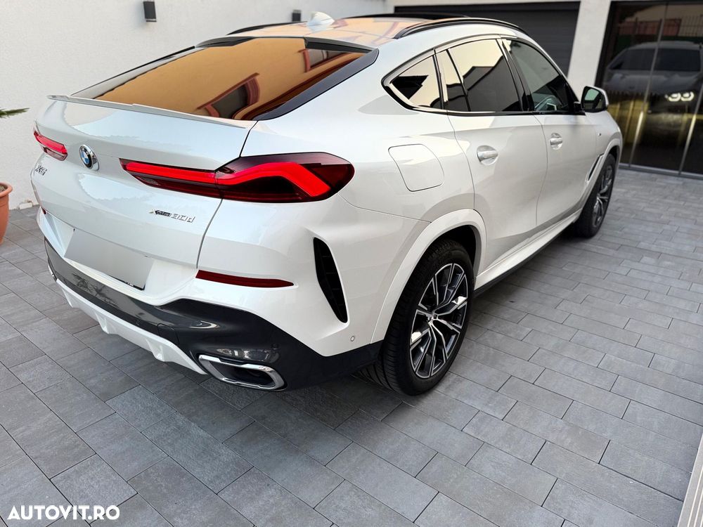 BMW X6 xDrive30d - 16