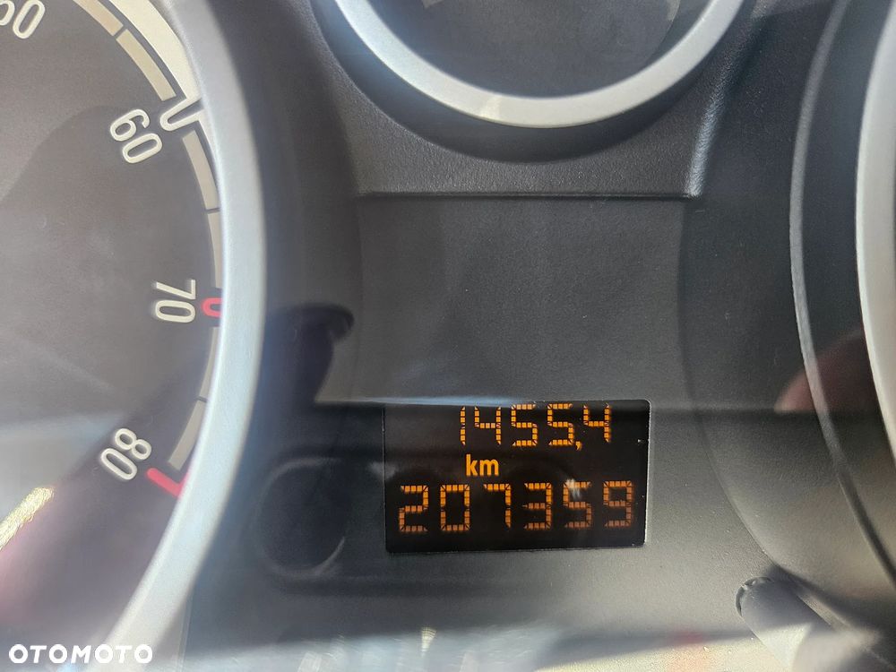 Opel Corsa 1.4 16V Enjoy - 8