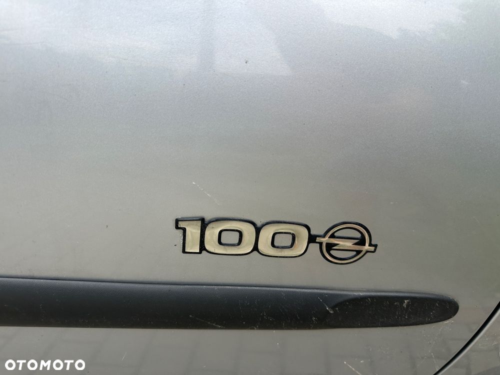 Opel Corsa 1.2 City 16v - 11